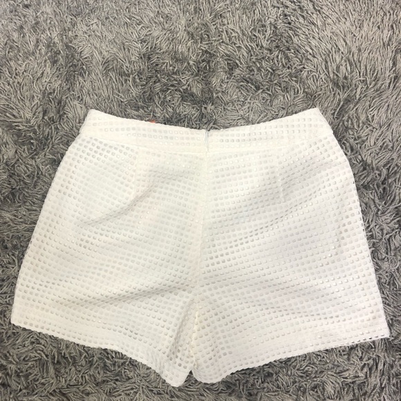 Jude Connally White Lace Lily Short NWT Sz XS - Picture 5 of 7